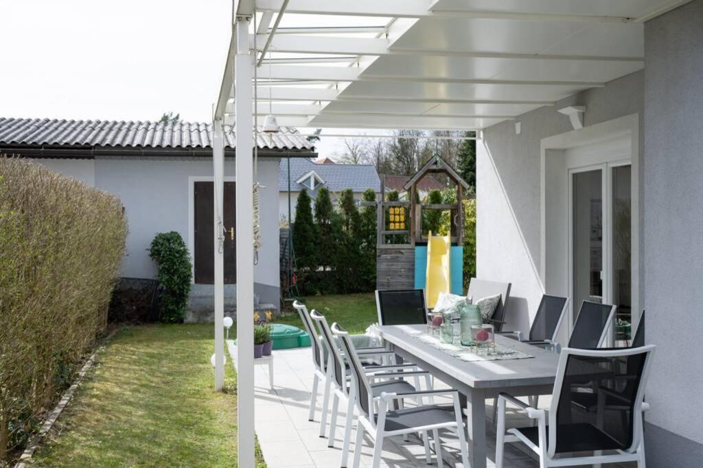Schoenes Ferienhaus Mit Garten Portschach am Woerthersee Exterior photo